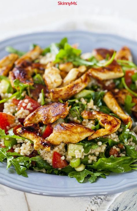 Chicken Quinoa Salad, Spinach Salad Recipes, Chicken Quinoa, Quinoa Healthy, Quinoa Salad Recipes, Quinoa Salad, Zucchini Recipes, Couscous, Soup And Salad