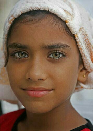 Smiling eyes Kind Photo, Amritsar, Gorgeous Eyes, People Of The World, Interesting Faces, Pretty Eyes, 인물 사진, Cool Eyes, Beautiful Eyes