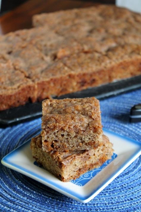 Snickerdoodle Banana Bars Applesauce Snack Cake, Snicker Doodle, Snickerdoodle Bars, Banana Bars, Smooth Cake, Fall Snacks, Cinnamon Chips, Apple Cake Recipes, Fall Treats