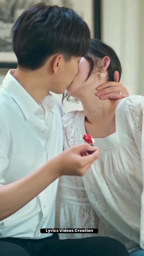 Korean Boy and Girl Kiss 😘😍 Drama Aesthetic, Angel's Last Mission, Couple Dps, New Korean Drama, Qhd Wallpaper, Romantic Couple Kissing, Instagram Picture Quotes, Cute Babies Photography, Boyfriend Crafts