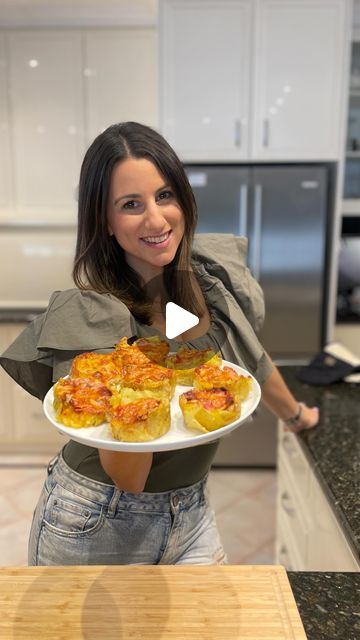 Potato Pizza Dough Crust Recipe, Sourdough Pizza Bites, Sweet Potato Pizza Bites, Smashed Potato Pizza Bites, Potatoe Pizza Recipes, Potato Pizza, Real Food Snacks, Trendy Food, Cheese Bake