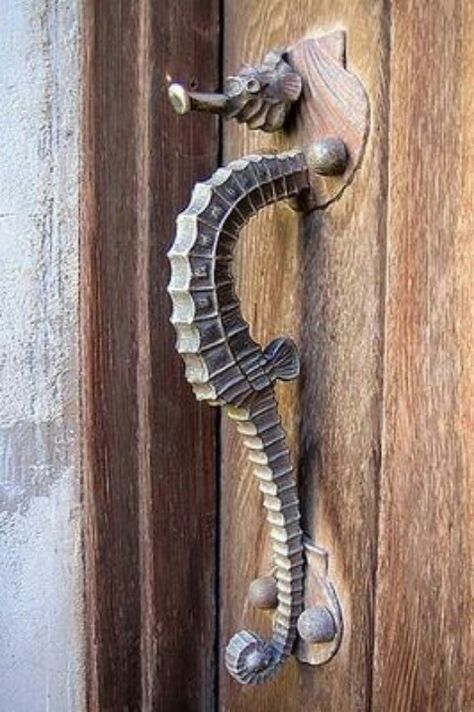 Unique seahorse doorknob and handle, great for beach house.   [original pin: Doorknob] Castle Doors, Ordinary Objects, Door Knobs And Knockers, Dream Bath, Art Night, Bohol, Old Door, Whimsical Decor, Beautiful Doors