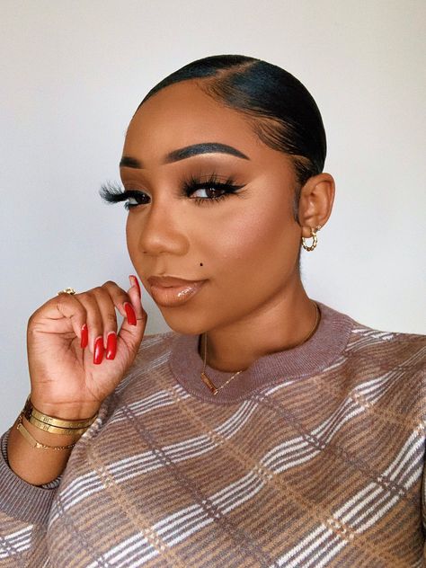 Female Youtubers, Tamara Renaye, Fierce Makeup, Natural Protective Styles, Everyday Eyeshadow, Natural Glam Makeup, High Ponytail Hairstyles, 32 Birthday, Edges Hair