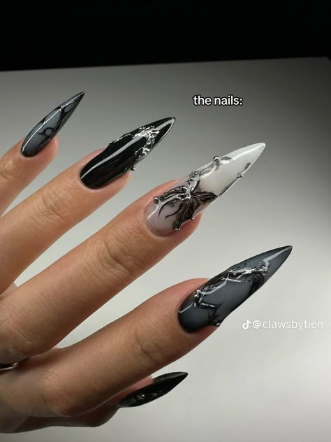 Acubi Nails, Rave Nails, Streetwear Japanese, Dragon Nails, Korean Y2k, Black Stiletto Nails, Black Acrylic Nails, Fantasy Nails, Punk Nails