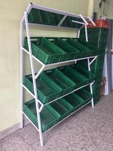 Thrift Store Diy Furniture, Supermarket Design Interior, Juice Bar Design, Store Shelves Design, Shop Shelving, Pallet Furniture Designs, Vegetable Shop, Grocery Store Design, Fruit Market