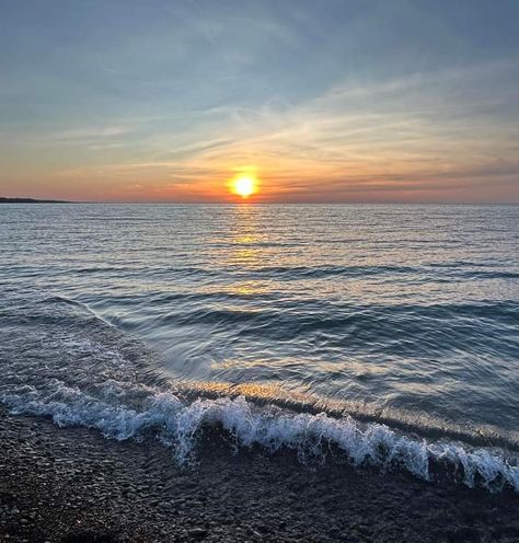 Presque Isle Beach Lake Erie PA Lake Erie Pennsylvania, 2025 Vibes, Erie Pennsylvania, Presque Isle, New York Trip, Erie Pa, Lake Erie, Grad School, New York Travel