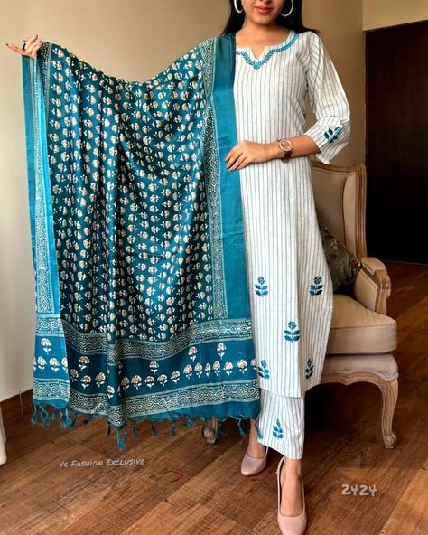 Khadi cotton suits women Khaadi Kurta, Kurti Pant With Dupatta, Party Wear Traditional, Embroidery Kurta, Matching Embroidery, Kurtis With Pants, Designer Kurtis, Indian Embroidery, Kurta With Pants