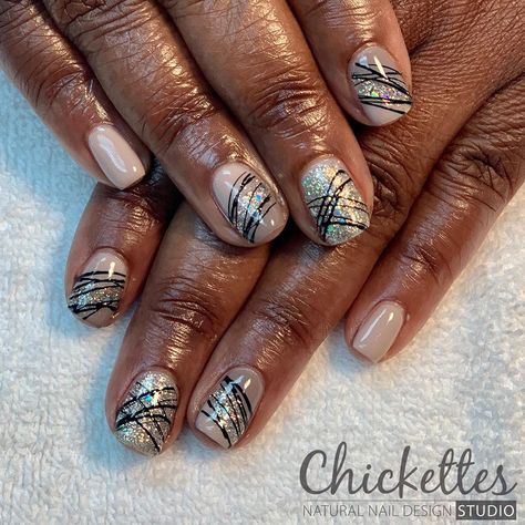 Andrea @ Chickettes on Instagram: “Ending the week with a fun mani featuring glitter & spider gel. Inspired by @alenakapriz 🔥 Advanced booking recommended. Book online at…” Spider Web Gel Nail Art, Structure Manicure, Spider Nails Acrylic, Spider Gel Nail Designs, Shellac Manicure Ideas, Spider Gel Nails, Spider Gel Nail Art, Spider Nail Art, Shellac Nail Designs