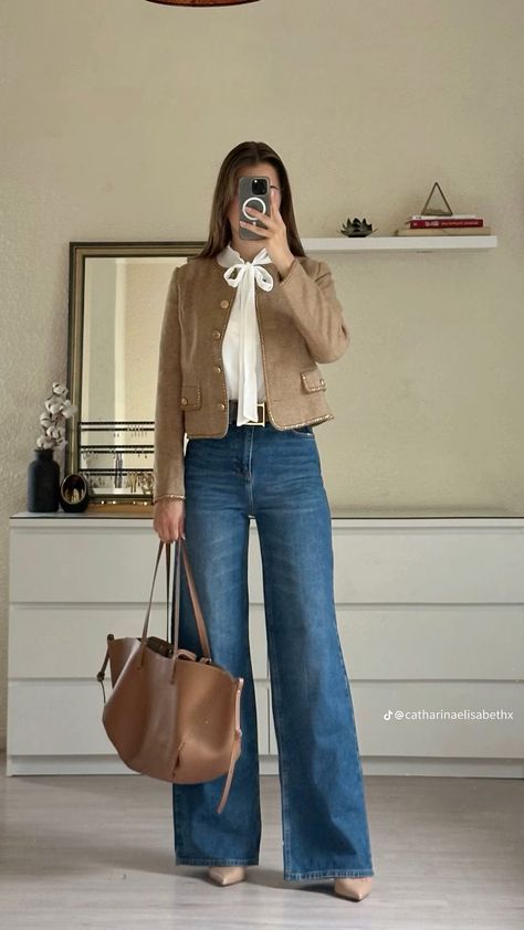 Professional Denim Outfit, Basic Retro Outfits, Winter Outfits For The Office, 61 Degree Weather Outfit, Catholic Church Outfit For Women, Classy Outfits For Women Winter, Modest Jean Outfits, Catholic Outfits Church, Work Aesthetic Outfit