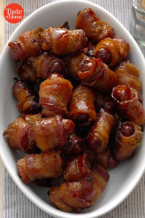 Christmas Eve Snack Ideas, Entertaining Appetizers, Bacon Appetizers, Holiday Snacks, Xmas Food, Finger Food Appetizers, Holiday Appetizers, Christmas Party Food, Christmas Snacks