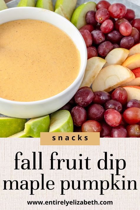 Fall Fruit And Veggie Charcuterie Board, Fruit Kabobs Thanksgiving, Fall Fruit Side Dishes, Fruit Board Thanksgiving, Fall Fruit Platter Ideas Easy, Thanksgiving Fruit Trays, Fall Fruit Bowl, Fruit Platter Thanksgiving, Thanksgiving Fruit Dip