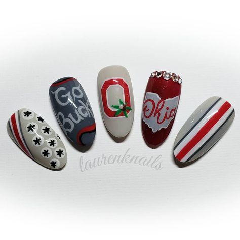 Ohio State Buckeyes Nail Art Ohio State Nail Art, Ohio State Buckeyes Nails Art, Buckeye Nails Ohio State, Osu Buckeye Nails, Ohio State Football Nails, Ohio State Nails Buckeyes, Osu Nails Buckeyes, Ohio State Buckeyes Nails, Ohio State Nails Designs