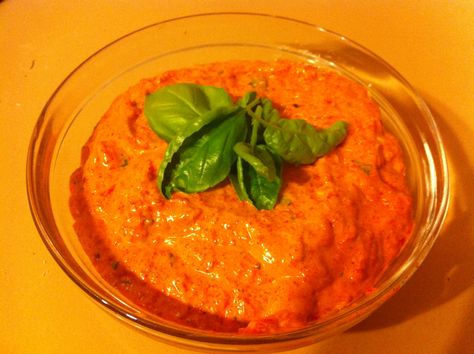 Spicy Capsicum Dip, Roast Capsicum Dip, Capsicum Dip Recipes, Roasted Capsicum Dip, Capsicum Dip, Middle Eastern Recipes Arabic Food, Olive Dip, Roasted Capsicum, Boxing Day Sales