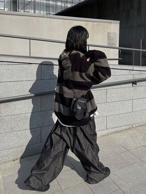 ~ Black Baggy Outfit, Late Night Outfit, Outfit Airport, Practice Outfits, Baggy Clothes, Tomboy Style Outfits, Nails Fall, Causual Outfits, Outfit Fall