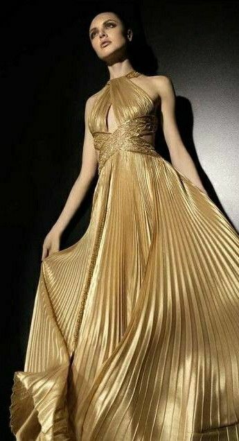 Egyptian Dress, Golden Dress, Foto Tips, فستان سهرة, Zuhair Murad, Gorgeous Gowns, Fantasy Fashion, Gold Dress, Beautiful Gowns