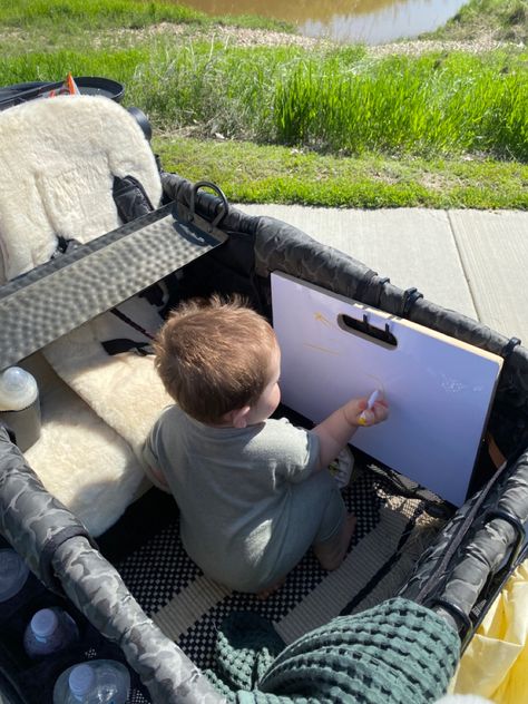 Instagram.com/bakken_mama Wonderfold wagon w4 luxe hacks snack tray @wonderfoldwagon use code BAKKENMAMA on your wagon Wonderfold Wagon Accessories, Wonderfold Wagon Hacks, Stroller Hacks, Me As A Parent, Kids Wagon, Moms Goals, Bus Life, Busy Board, Snack Tray