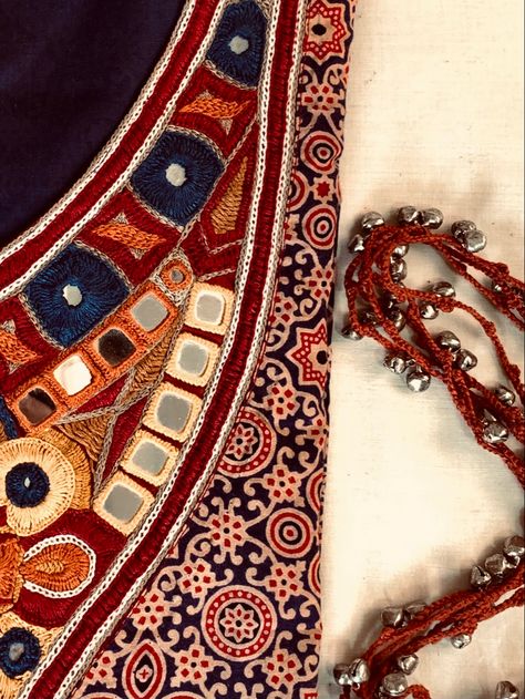 A treat for the people who love wearing handcrafted garments!! A must have!! 🤩✨✨Made to order. Dm for details. #ajrakh #kutch #handcraftedinindia #madewithlove #embroidery #aesthetic #shop #shopthelook #vocalforlocal Ajrak Aesthetic, Embroidery On Ajrakh, Gujarati Aesthetic, Rajasthani Embroidery, Embroidery Aesthetic, Books Embroidery, Embroidery Quotes, Hoops Embroidery, Quotes Embroidery