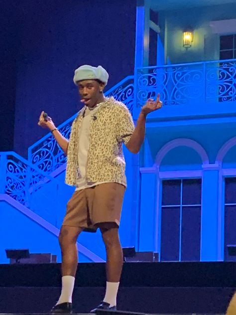 Tyler The Creator Middle Finger, Tyler The Creator Halloween Costume, Tyler The Creator Costume, Tyler The Creator Outfits Women, Tyler The Creator Concert Outfit, Tyler The Creator Concert, Tyler The Creator Outfits, Backwards Hat, Coachella 2024