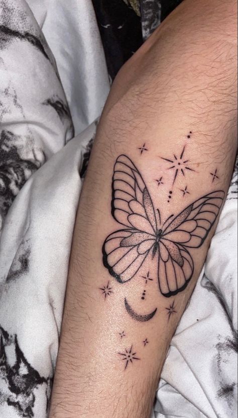 Butterfly tattoo arm tattoo Butterfly With Stars Tattoo, Mamma Tattoo, Bff Phone Cases, Favorite Tattoos, Tatuaje A Color, Random Aesthetic, Piercing Ideas, Star Tattoos, Star Butterfly