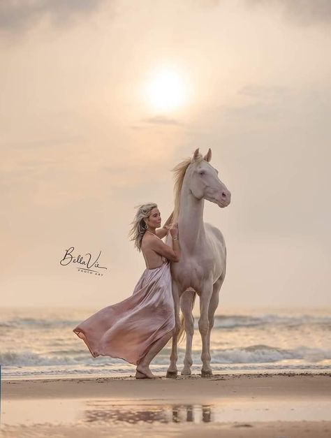 Swamp Goblin, Horse Beach, Lake Photoshoot, Cowgirl And Horse, Art People, Beach Shoot, Birthday Photography, Equine Photography, Horse Photos