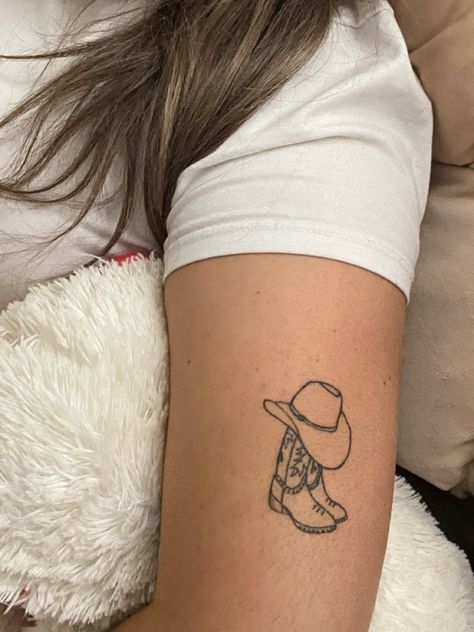 Patchwork Tattoo Ideas Country, Country Hat Tattoo, Pair Of Boots Tattoo, Tattoo Ideas Country Style, Cowgirl Tattoo Ideas, Costal Cowgirl Tattoo, Cowpoke Tattoo, Country Girl Tattoo Ideas, Long Live Cowgirls Tattoo