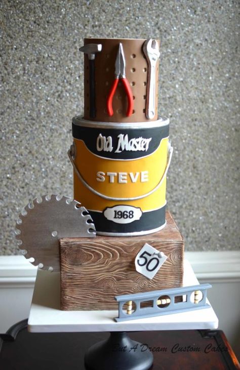 Craftsman's birthday cake - cake by Elisabeth Palatiello Men Cakes, Man Cakes, Father's Day Cake, Construction Cake, Fathers Day Cake, Sculpted Cakes, Crazy Cakes, New Cake, Cakes For Men