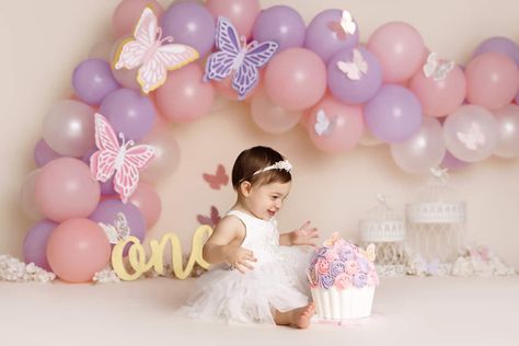 Tampa Cake Smash Photographer Butterfly Cake Smash Ideas, Smash Cakes Ideas, One Year Old Cake Smash Photoshoot, Pastel Cake Smash Photo Shoot, Butterfly Cake Smash Photography, Baby Cake Smash Ideas, Cake Smash Girl Theme, Smash Cake Photoshoot Ideas, Baby Girl Cake Smash Theme