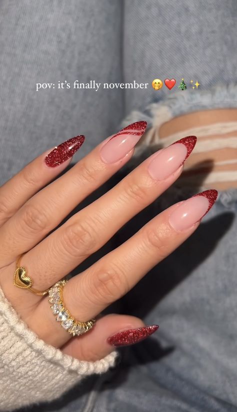 New Years Nail Designs, Nagellack Trends, Winter Nails Acrylic, Christmas Gel Nails, Classy Acrylic Nails, Christmas Nails Acrylic, Red Nail, New Year's Nails, Xmas Nails