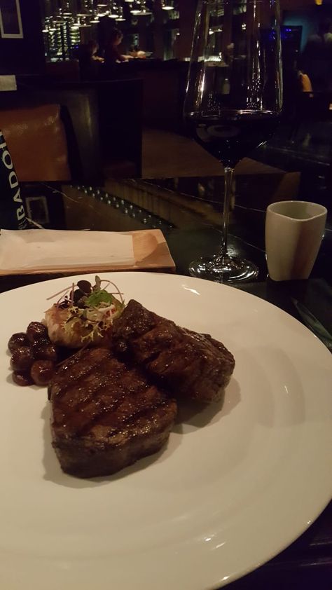 [I Ate] Real authentic kobe beef Meals Aesthetic, Kobe Steak, Rustic Coffee Shop, 2024 Manifestations, Beef Meals, Kobe Beef, Heliot Emil, Dream Food, Be Irresistible