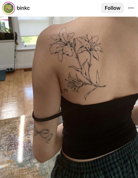 Flower Tattoo Over Shoulder, Childhood Friends Tattoo Ideas, Shoulder Tattoos For Women Dainty, Botanical Drawing Tattoo, Tattoo Sleeve Feminine, Family Tattoo Flower, Magnolia Chest Tattoo, Orange Plant Tattoo, Delilah Tattoo Flower