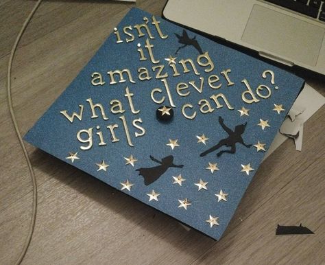 Disney Grad Caps, High School Graduation Cap Designs, Diy Grad Cap, Disney Graduation Cap, Teacher Graduation Cap, Graduation Hairstyles With Cap, Diy College, College Grad Party, Disney Graduation