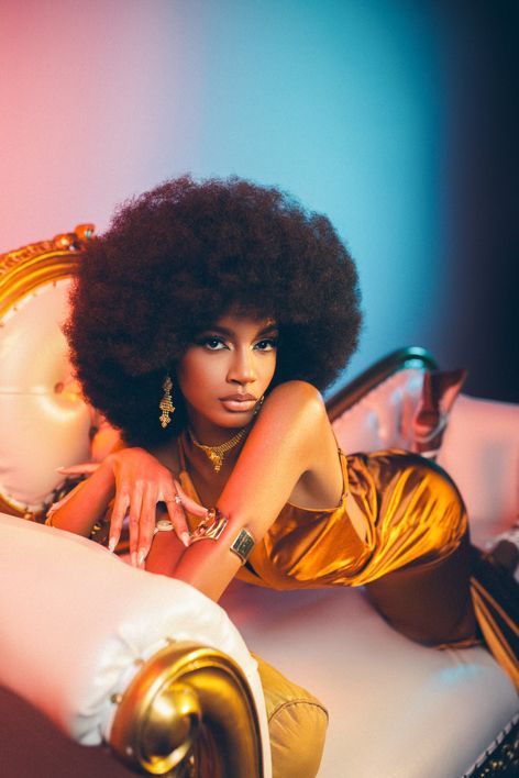 70s Black Woman Fashion, Afro Pop Aesthetic, Ebony Photoshoot Ideas, Birthday Shoot Themes For Women, African Inspired Photoshoot, Afro Photoshoot Ideas, Afro Photoshoot Black Women, Black Model Woman, African Woman Photography