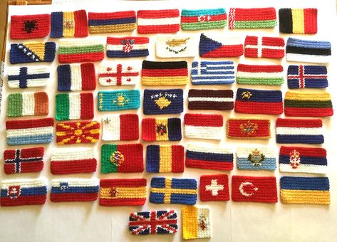 Crochet Flags Free Pattern, Crochet Flag Pattern Free, Georgian Flag, Crochet Flag, Vietnamese Flag, Atelier Decor, Euros 2024, European Flags, South Africa Flag