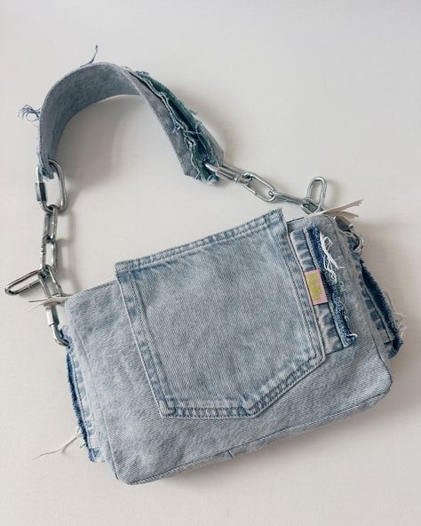 BAG No. 1 baby blue denim with jeans pocket 🩵 Nearly forgot about this one 😅 #upcycled#upcyclingbag#jeans#babyblue#chain#handbag#handmade Denim Ideas Creative, Bag Made From Jeans, Things To Make With Jeans, Upcycle Bags Ideas, Reuse Jeans Diy Ideas, Crafts With Jeans, Denim Crossbody Bag Diy, Diy With Jeans, Upcycled Denim Bag