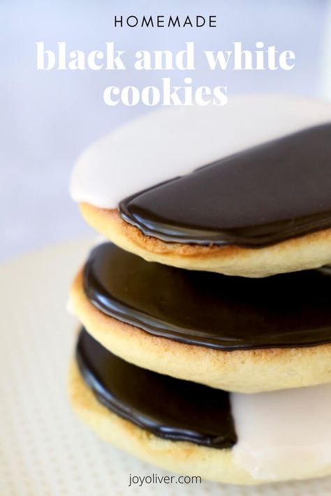 Black And White Cookies Recipe, Half Moon Cookies, Fancy Snacks, Black And White Cookie Recipe, Fudge Cupcakes, Chocolate Fudge Cupcakes, Drop Cake, Moon Cookies, White Cookies