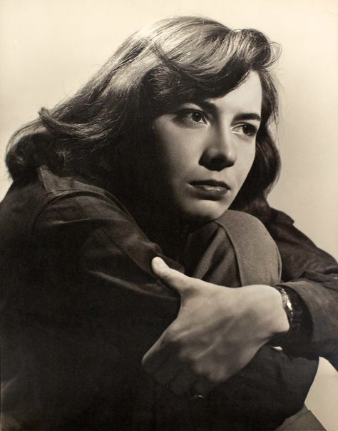 Patricia Highsmith, Women Writers, Story Writer, Writers And Poets, Forbidden Love, Book Writer, Psychological Thrillers, First Novel, Iconic Photos