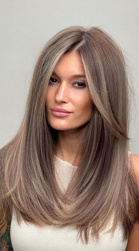 Straight Layered Hair, Sophisticated Hairstyles, 2023 Hair, Long Hair Color, November 23, Hair Inspiration Color, Light Brown Hair, Hair Color Trends, Long Hair Cuts