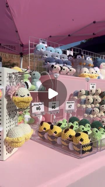 RCGwithLove on Instagram: "My first market ever! 💕 • Such a fun and amazing experience! All the hard work was worth it just to see people's smiles and happiness while picking a plushie to take home. ☺️  I really appreciate everyone who showed up and all the love and support I received.  I'm so excited to keep doing this  Follow me @rcg.withlove for more.  ꒰Tags꒱ #crochet #crochetamigurumi #amigurumi #amigurumis #amigurumilove #crochetart #crochetcreations #crochetartist #smallbusiness #marketday #crochetmarket #artmarket #crochetplushies" Plushie Market Display, Yarn Market Display, How To Make Cute Crochet Plushies, Craft Market Crochet, Amigurumi Market Display, Crochet Market Display Ideas, Crochet Vendor Booth Ideas, Crochet Display Ideas Craft Booths, Crochet Craft Booth