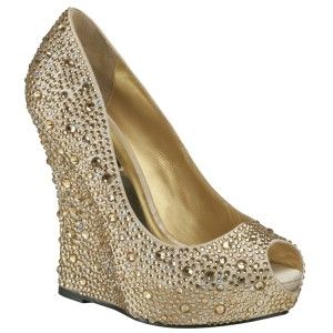 Top 10 #Gold #Wedding #Shoes - Gold Wedges    For height and for the stilleto-challenged Golden Heels Wedding, Bridal Shoes Platform, Gold Wedding Shoes, Bridal Pumps, Cowboy Shoes, Gold Wedges, Comfortable Wedges, Boots Square Toe, Crystal Shoes