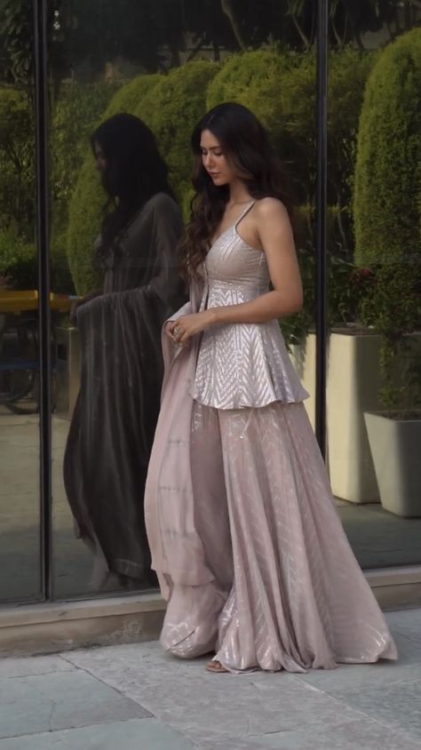 Sonam Bajwa Sharara, Sonam Bajwa Indian Outfits, Sonam Bajwa Suits, Indian Wear Aesthetic, Farewell Sarees School, Sonam Bajwa, Desi Fits, Function Dresses, Indian Outfits Lehenga