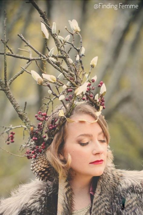 Flower Crown Reference, Branch Headpiece, Crown Reference, Twig Crown, Nature Crown, Woodland Crown, Russian Volume Lashes, Crown Aesthetic, Reference Pose