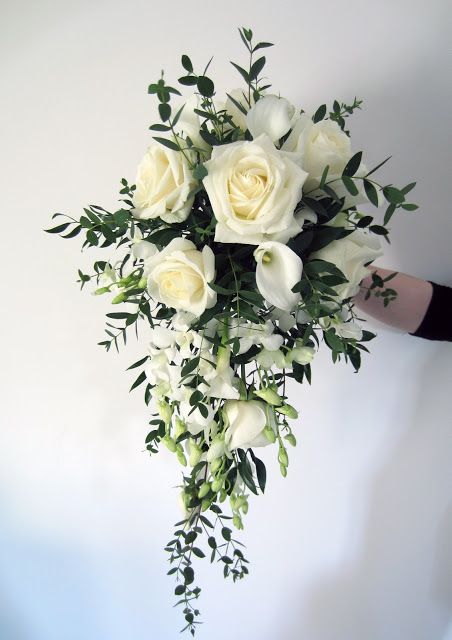 White Rose Wedding Bouquet, Calla Lily Bouquet Wedding, Greenery Wedding Bouquet, Cascading Bridal Bouquets, Cascading Wedding Bouquets, Spring Wedding Bouquet, Bridal Bouquet Flowers, White Bridal Bouquet, Cascade Bouquet