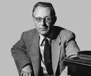 German composer of "Carmina Burana," Carl Orff  (1895-1982). German Folk Music, Johann Strauss Orchestra, Orff Schulwerk, Carl Orff, Orff Music, Andre Rieu, Kids Music, Music Writing, Music Composition