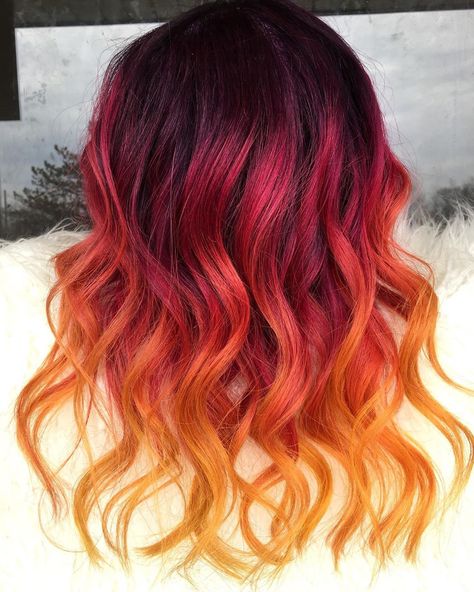 Katie Rose 🖤 Hair Stylist on Instagram: “summer sunset 🌅 formula in previous post 🖤 #btconeshot2020_creativecolor #btconeshot2020_mannequin #btconeshot2020_noclientnoproblem” Colored Ombre Hair, Tri Color Hair, Blonde To Pink Ombre, Katie Rose, Best Ombre Hair, Pink Ombre Hair, Purple Ombre Hair, Chestnut Hair, Ombre Highlights