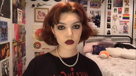 1990s Makeup, 90s Grunge Makeup, Makeup 90s, Inspo Pictures, Party Makeup Looks, Punk Makeup, 90s Makeup, Face Art Makeup, Everyday Makeup Routine