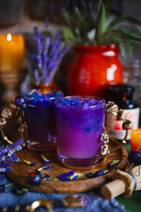 Witchy Color Changing Lemonade | Hocus Pocus Inspired Recipe Color Changing Lemonade, Events To Host, Making Herbal Tea, Mocktail Bar, Butterfly Pea Flowers, Recipe Inspirations, Spiked Lemonade, Halloween Party Drinks, Edible Luster Dust