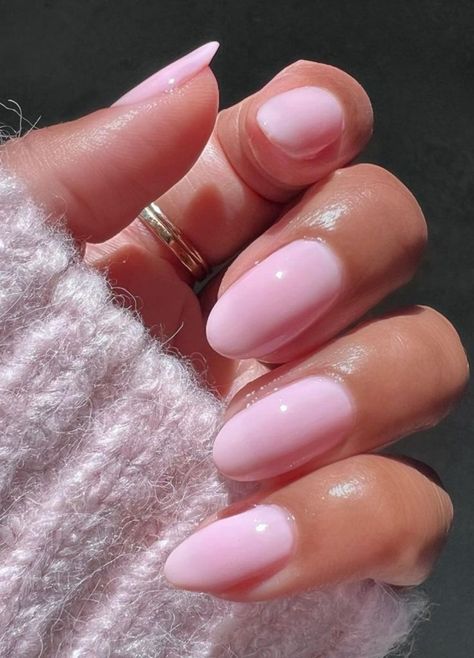 21 Milky Pastel Nail Ideas | The Everygirl Festival Make Up, Chic Manicure, Pink Nail Colors, Kutek Disney, Pink Chrome Nails, Baby Pink Nails, Milky Nails, Baby Rosa, Nail Color Trends