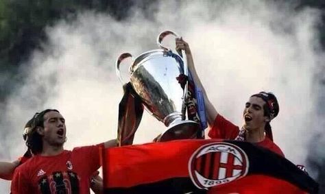 AC Milan Nesta Ac Milan, Ucl Trophy, Ac Milan Champions League, Alessandro Nesta, Ricardo Kaka, Tv Icon, Football Icon, European Soccer, Zinedine Zidane