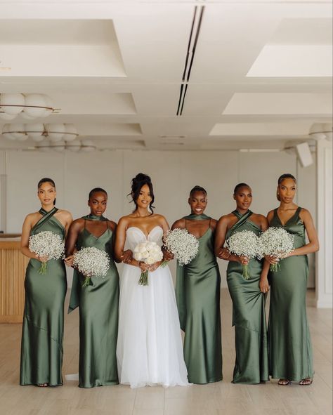 Black Couples Wedding Colors, Black Women Bridal Party, Bridesmaids Dresses Black Women, Green And Black Bridal Party, Bridesmaid Black Women, Bridesmaid Dresses Black Women, Friends At Wedding, Black People Wedding Ideas Color Schemes, Green Wedding Party