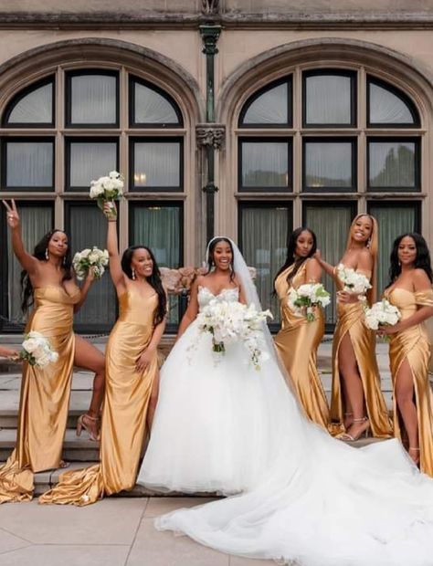 Black People Weddings, Mermaid Bridesmaid, Gold Bridesmaid Dresses, Gold Bridesmaids, Mermaid Bridesmaid Dresses, Cheap Bridesmaid Dresses, Black Bridesmaid Dresses, Photo Couple, Long Bridesmaid Dresses